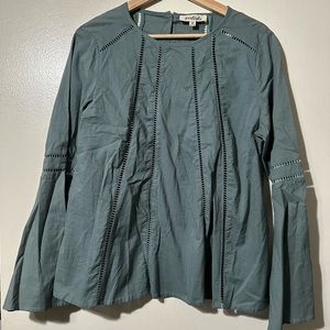 Listicle blouse soft green